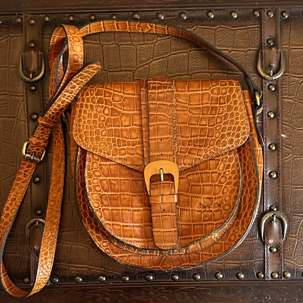 Patricia Nash Brown Croc-Embossed Crossbody Bag